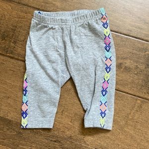 Carter’s 6m gray leggings braided rainbow design